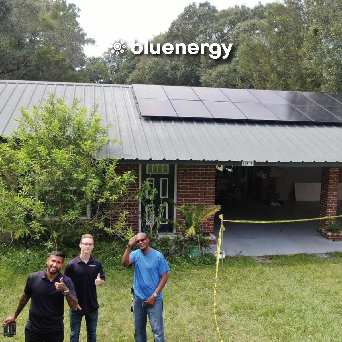 bebluenergy's tweet photo. Another successful solar panel installation! ✔
Efficiently and easily installed, 🪜🔨 these panels generate enormous savings while still keeping our planet clean.

#cleanenergy #cleanenergynow #cleanenergyeconomy #solarpanelontheroof #solarpanelsinstallation #bluenergy https://t.co/e8fEtZZZhS