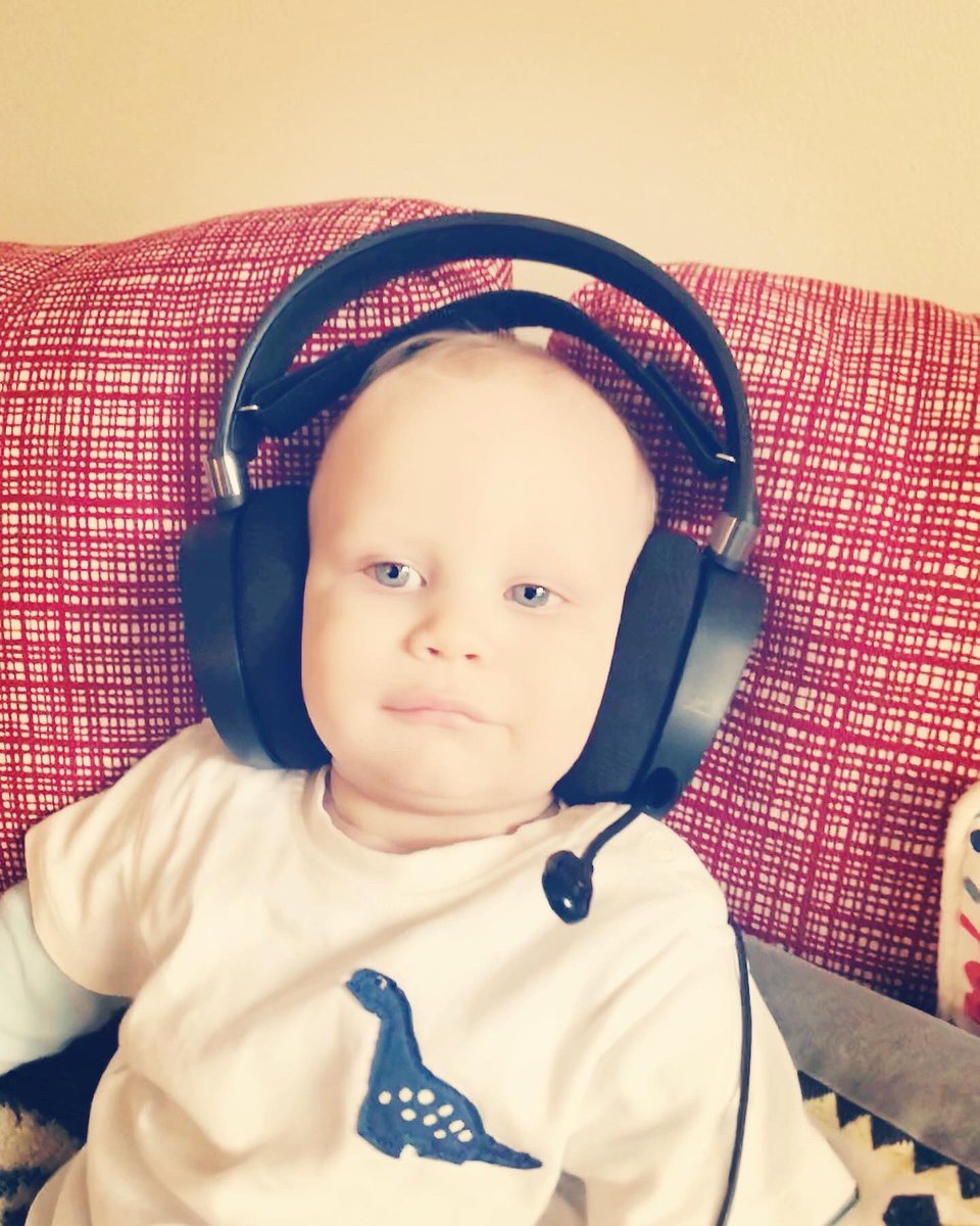 Alex_K_Black's tweet photo. β£Future broadcaster? π§ π π» β
#theo #babytheo #theodamer #broadcaster #futurebroadcaster #broadcasting #radio #radiobaby #futureradiostar #radiolife #workingfromhome #pandemiclife #cutestbabyever #cutestbabyaward #cutestbaby https://t.co/my6o8sSjtu