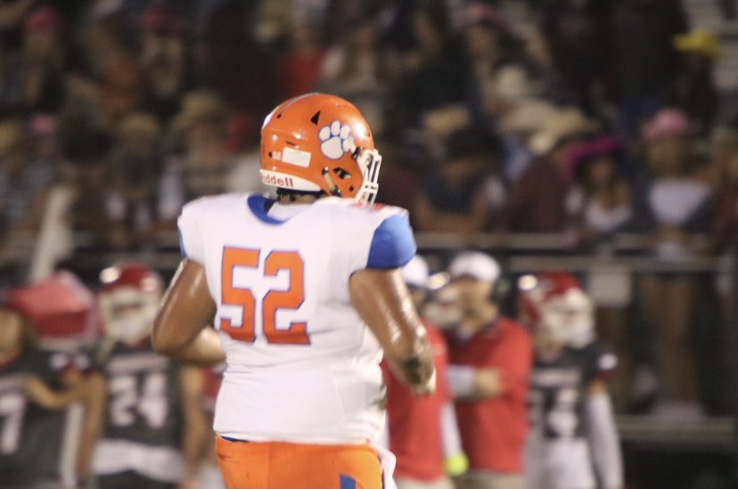 ArbabElsayed404's tweet photo. check out my mid season highlights!! 

https://t.co/Uy7XghmWBS @CoachJohnson50 @ParkviewFB @RecruitGeorgia https://t.co/wVbj3zDS90