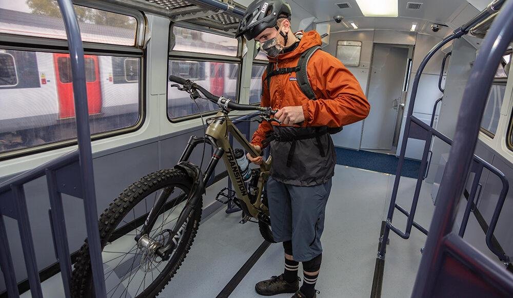 PeaksDalesLine's tweet image. First look at the converted Class153 units for active transport and carriage of cycles on @ScotRail . @PeaksDalesRail plan something similar for enhanced cycle access @peakdistrict - without the need for your car. 
#GetPeaksandDalesRailwayDone
#ModalShifttoRail