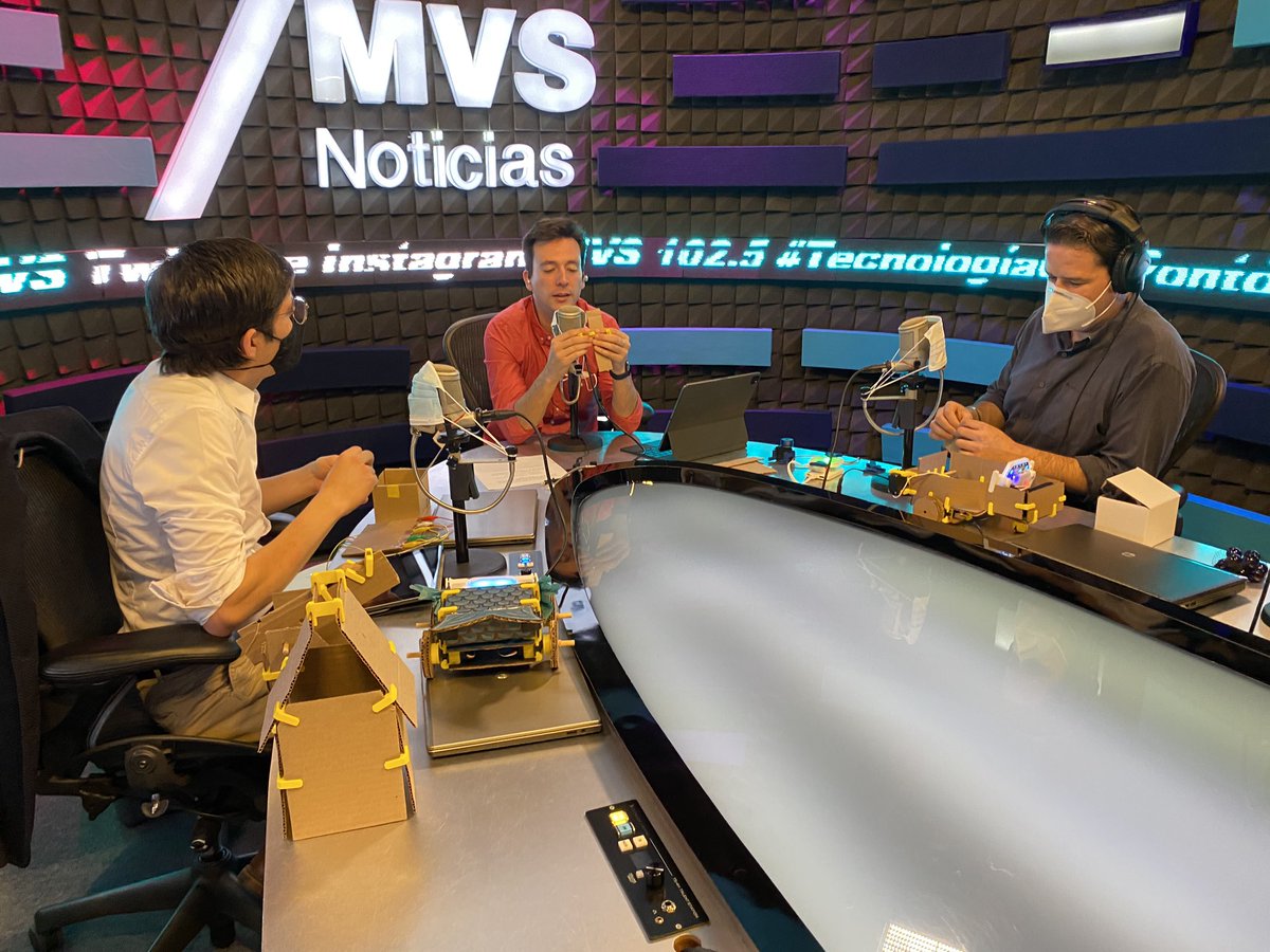 Pontón en MVS tweet media