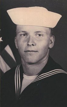Allen R. Schindler Jr was a radioman in the US Navy who enlisted shortly after high school in ‘88. On this day in 1992, he was beaten to death by two of his shipmates for being gay. Although I never met him, this is a thread about his life and how he greatly impacted mine.