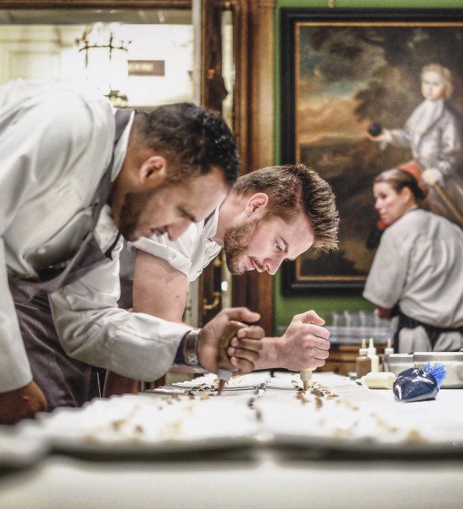 Deb Porter (@debsporter7) on Twitter photo One Day 🤞🏼 #lordsdiningclub #debporterphotography #minister4hospitality <a href="/HomeOfCricket/">Lord's Cricket Ground</a> One Day 🤞🏼 #lordsdiningclub #debporterphotography #minister4hospitality <a href="/HomeOfCricket/">Lord's Cricket Ground</a>