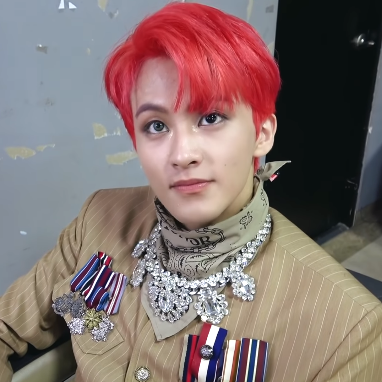 hourleemark's tweet photo. #마크 #MARK #SUPERM https://t.co/tYLeNFr15q