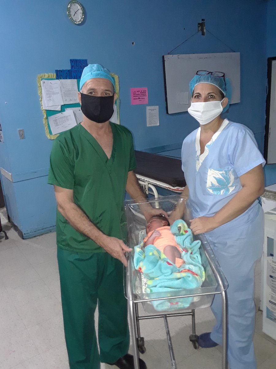 Isael32064940's tweet photo. Ser internacionalista es saldar nuestra propia deuda con la humanidad. Junto a mi esposa dando nuestro apoyo al pueblo guatemalteco en la Brigada Médica Cubana Sayaxche. @BSayaxche @CubacooperaGt @AnaGuajiritasoy @DrGiammattei @PortalCubaSi https://t.co/rO8rrYM4wU