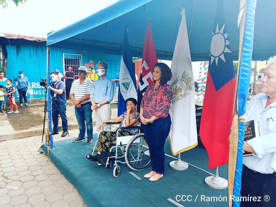 Plomo1979 En Twitter Nicaragua Teresa Del Carmen Lopez Es La Protagonista Que Hoy Fue Beneficiada Con Una Vivienda Digna En El Bo Ariel Darce Gracias Al Apoyo De La Managua Gob Ni Y El
