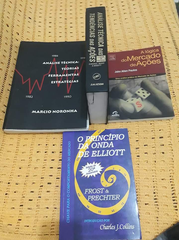 Estou vendendo esses livros, pessoal.
Todos por R$ 500,00
#trade #ibov #investimento #bolsa #cogn3 #petr4 #vvar3 #logn3 #vale3 #analisetecnica https://t.co/nASWCyecxj