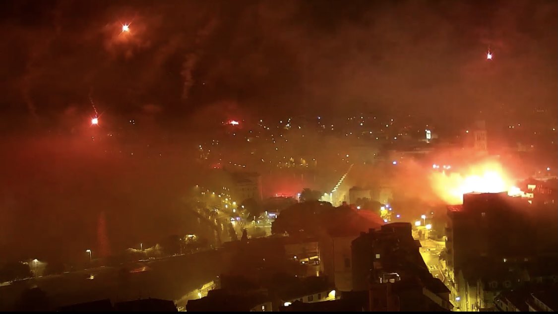 KarlJLatham's tweet photo. Screenshots I took. Obviously nowhere near as good as being there, but look at it 😍 One thing is for sure when they win the league again, I’m going out to experience that party! #Hajduk #70rcida https://t.co/QA1y0ByTtl