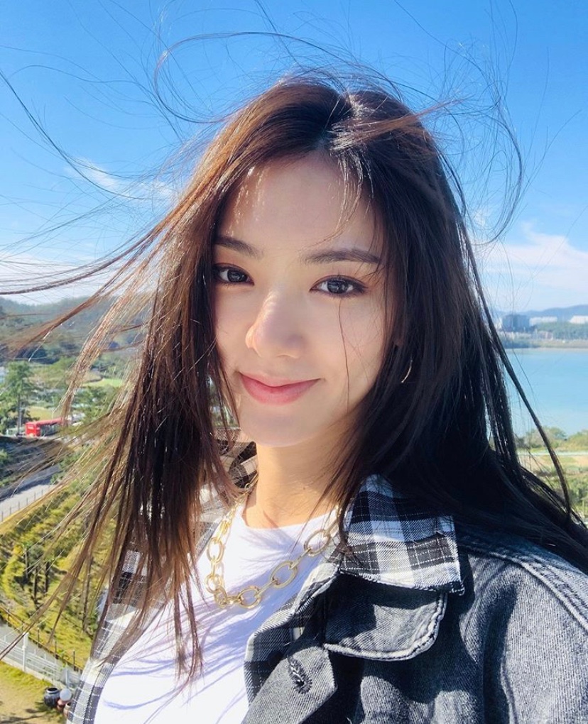 Rise and shine. 🍃🌬

 #⃝OOSOLLEB_