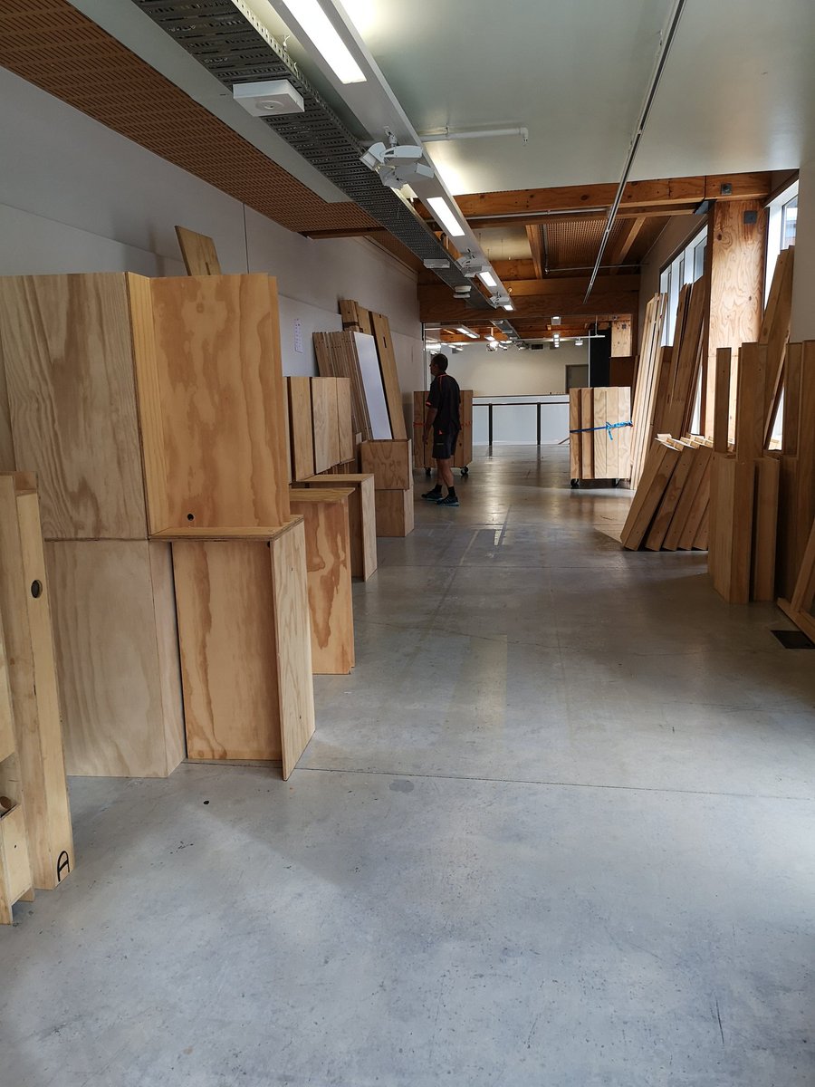 Digi_Durgesh's tweet photo. The wood smell corridors of block 12....Yip it is Exposure setup time...again! #coca4 #masseyexposure https://t.co/e4Me3C24X7