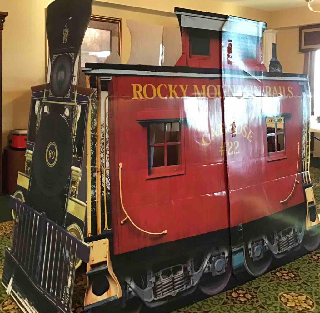 MeadowsKalida's tweet photo. We had a great Orient Express theme dinner! A steak dinner complete with strawberry shortcake for dessert and our very own train! https://t.co/ZKYr3RKcrf