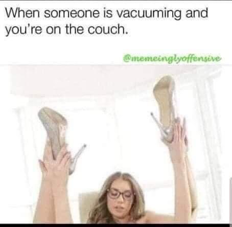Lmao 😂 why!! 😂😂 https://t.co/qzdGUUPTng<a href="/tag/mvsales"class="tags"><span>#mvsales</span></a>
