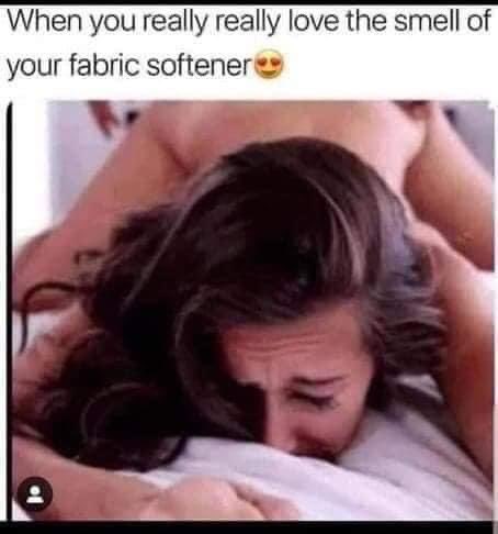 Lmao 😂 why!! 😂😂 https://t.co/qzdGUUPTng<a href="/tag/mvsales"class="tags"><span>#mvsales</span></a>