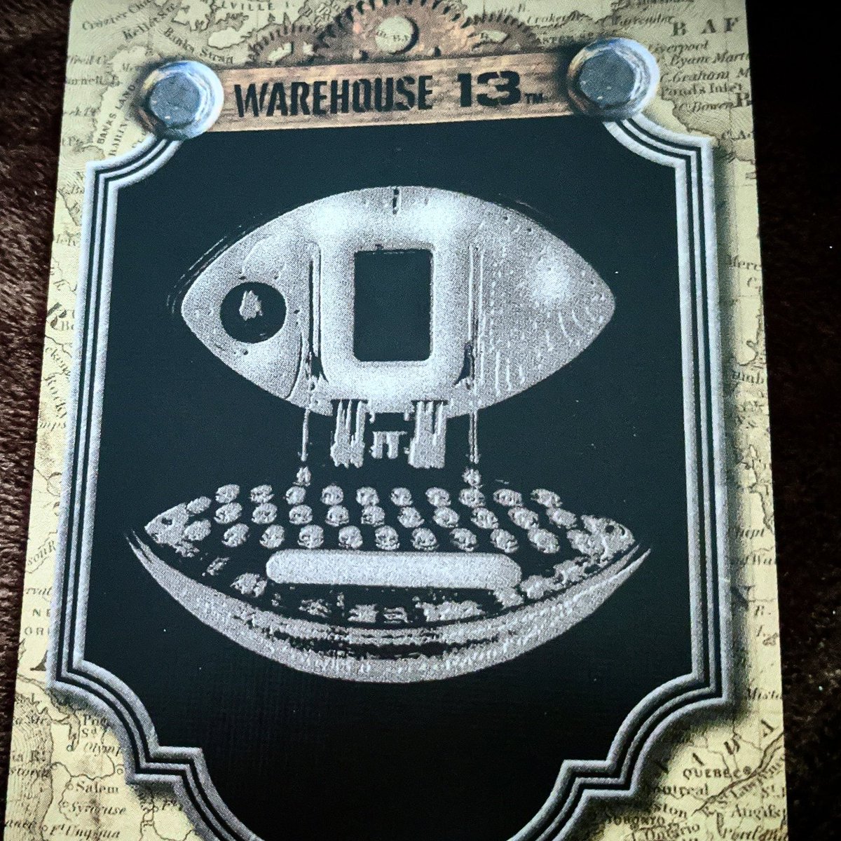 Infn8Dreams's tweet photo. Who is ready for the case? #warehouse13 the Board Game is now on Amazon #bgg #newgames #warehouse13theboardgame #traitor #hiddentraitor #loyalagent #dice #dicecollector https://t.co/88fEbY26os