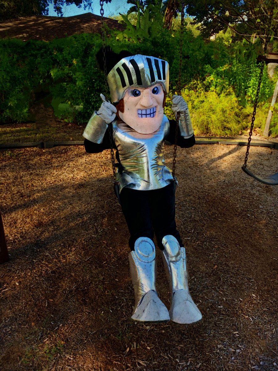 savemyself28's tweet image. You look better with your mask on... 😷👻😈
#LPCostumeComp #LPMakeUpComp
@LiamPayne @LPCornelius