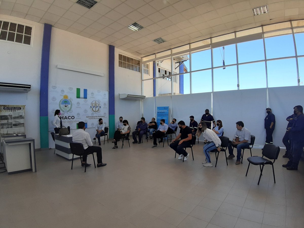 APDFA_Bq's tweet photo. Se acordó de Manera Unánime, dar un plazo de tiempo prudente, y después de la reunión con el ministro de Gobierno, para volvernos a reunir para determinar que pasos a seguir de parte de los trabajadores Portuarios (Organizados) 

#PuertoBarranqueras #apdfabarranqueras #apdfa https://t.co/zIi0O2VzGa