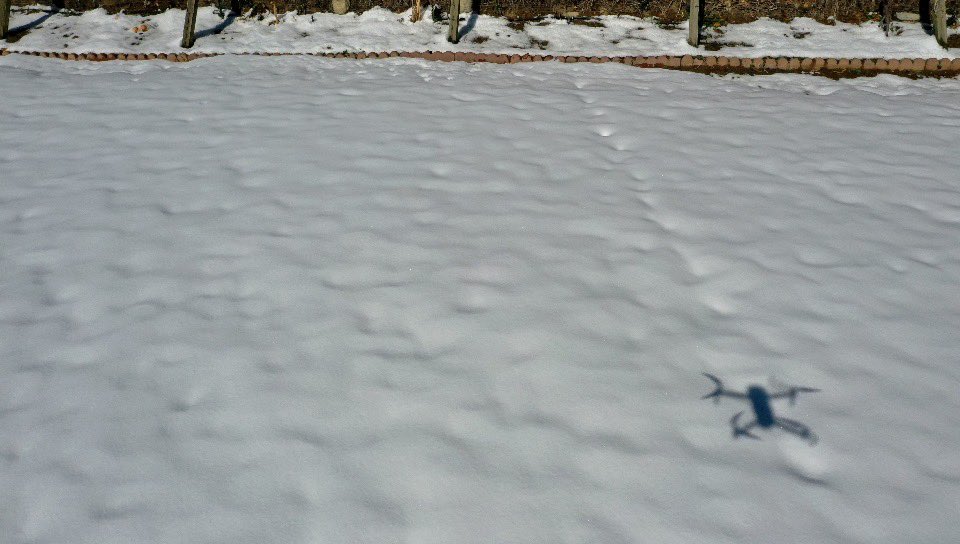 FlyingHighPhoto's tweet photo. Snowy weekend led to a nice photo shoot. Luckily there is no smoke now from Longmont. #flyinghigh #flyinghighphotography #dronephotography #djimavicpro2 #snow #colorado https://t.co/9DxLX9ddKo