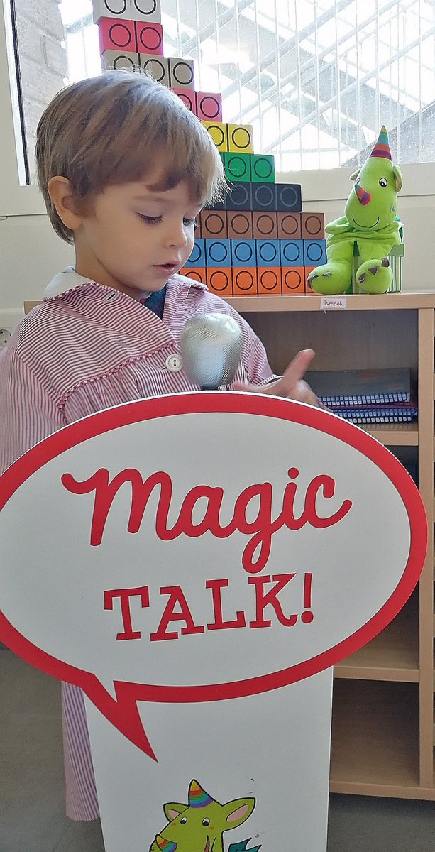 colegioaitana's tweet photo. This is how we enjoy and learn with Magic during our #EnglishProject. Playing with Magic we improve communication and confidence skills in #MagicTalk. We also learn new concepts and vocabulary playing and having fun with Magic. #somosaitana #magicproject #EnglishProject 🇬🇧 https://t.co/Z6yoHuYf9v