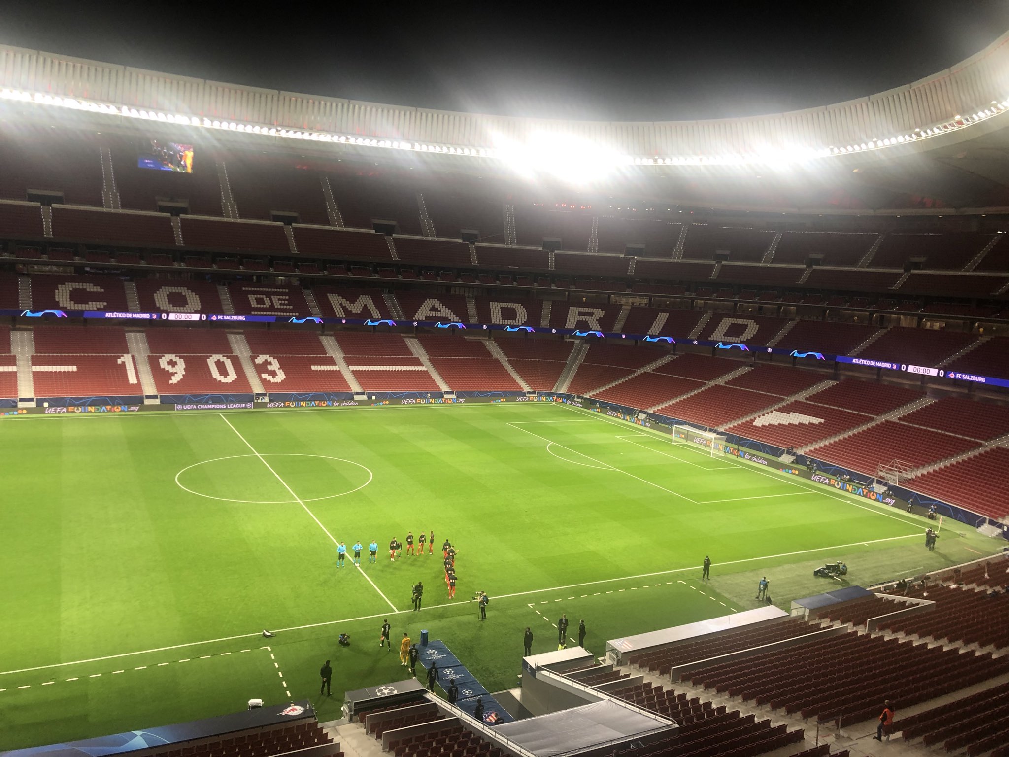 The Spanish Football Podcast Absolutely Silent Here No Music Even Nothing They Blared Out The Atletico Anthem Before Maybe Got Timing A Bit Wrong Oh Wait Here Comes The Cl