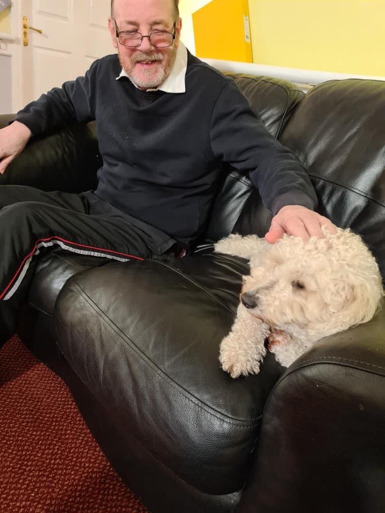 AdamsUnits's tweet photo. Steven, Chris and John enjoying some #animaltherapy #pettherapy with our Tobi the cavapoochon 🐶🐾 https://t.co/yw6uTk62Ug