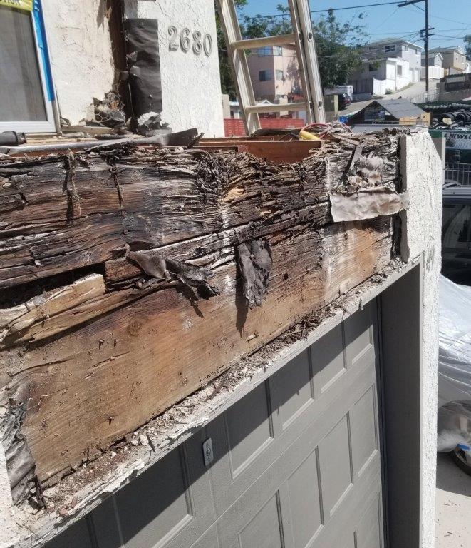 #FlashbackFriday to working with RA Snyder Co! We assesed a weakness in a balcony & it showed severe and dangerous underlying rot & damage. Are the balconies on your property safe? Contact us today to make sure! Call 619-768-1471 #generalcontractor #balcony #safe #livingspace https://t.co/rbNt2JLOXk