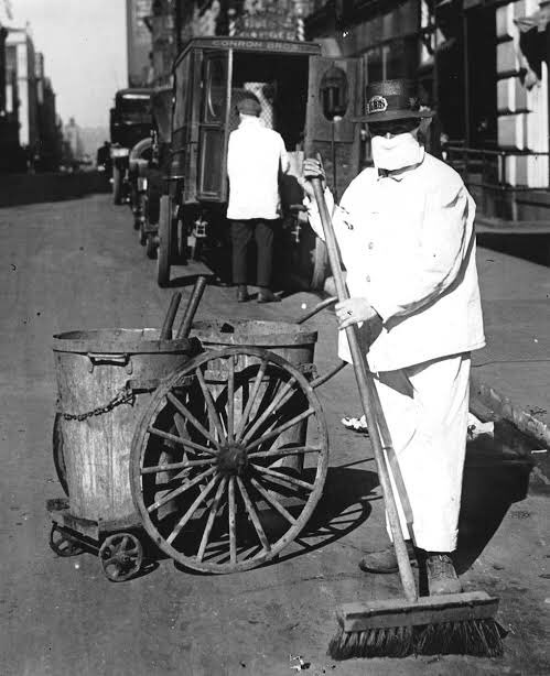 18 Ay içinde 50 milyon dolayında insanın ölümüne sebep olan insanlık tarihinde bilinen en büyük salgınlardan biri “İspanyol Gribi” fotoğrafları (1918) https://t.co/hl3BLZG8Kq