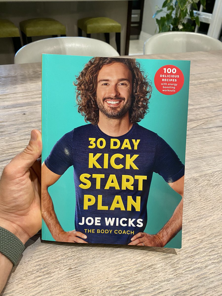 4 weeks to go 📗🎉😬 Pre order your copy today half price 😄
https://t.co/SYiNOtAtGv https://t.co/0YGK3jjxQX