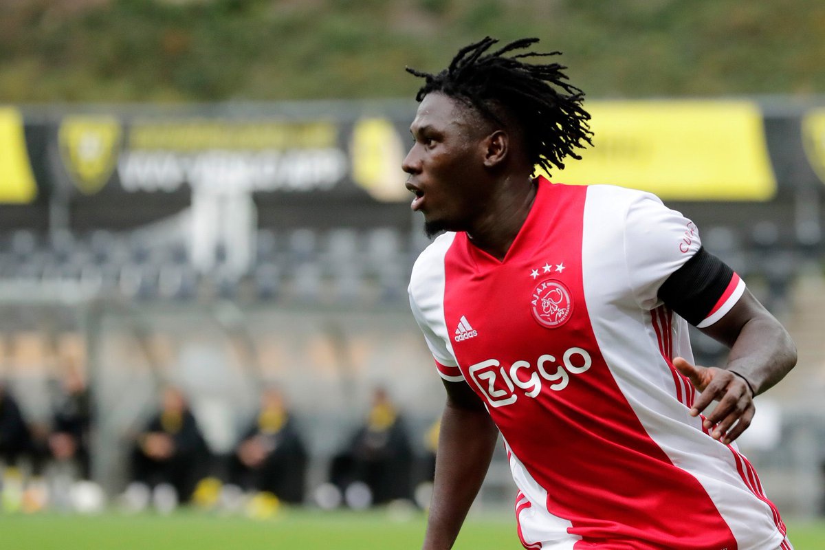 AJAX’S TRAORE NAMED PLAYER OF THE MONTH