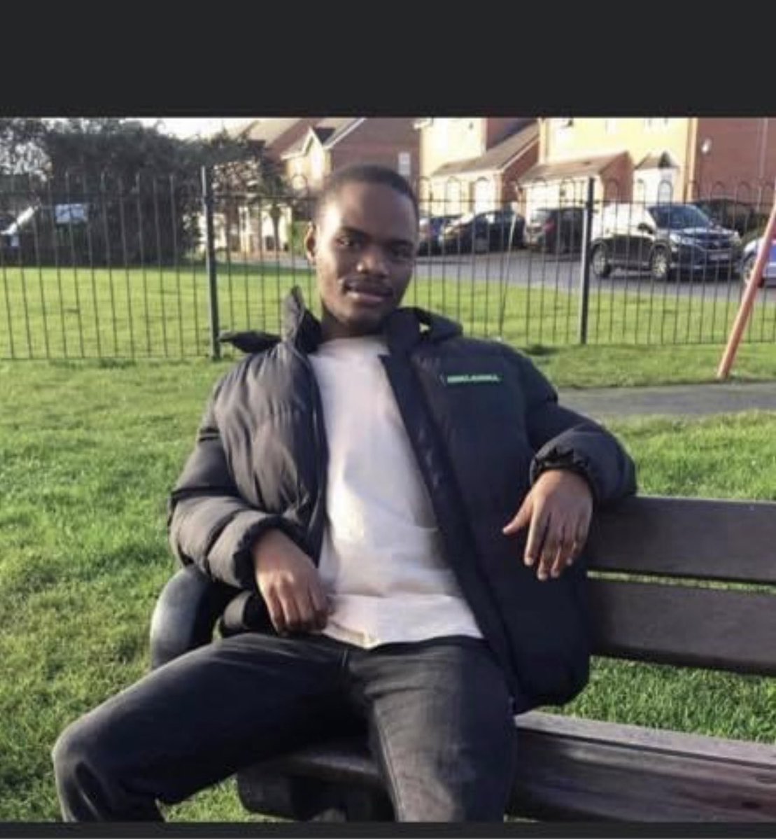 MoxhamE's tweet image. ***** MISSING PERSON *****

Friends are becoming increasingly concerned for the welfare of missing 24yr old Kondwani Mwale who has links to Bristol, Bath, Trowbridge, Frome &amp;amp; Avoncliffe.

Kondwani is about 5’10” in height and also maybe have a shaky voice due to his condition.1/3