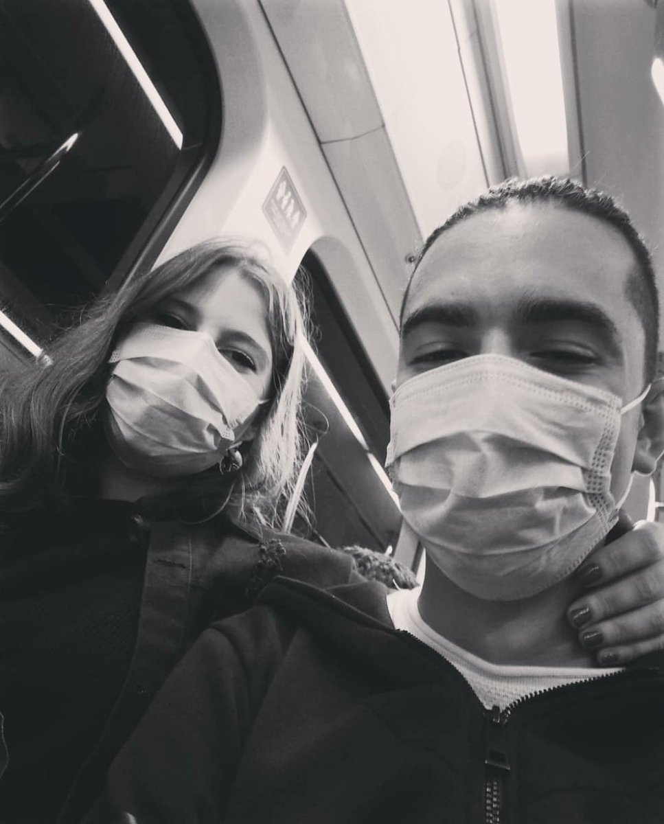 'Geçsin gitsin zamana boşver sen o sus pus kentime sığdın