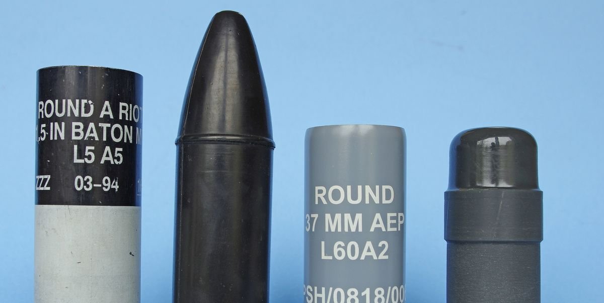 3) Types of projectiles:a) Pepper bullets-Red markings on gun-Release chemicals similar to pepper sprayb) Beanbag rounds-Yellow/orange markings on gun-Can be lethal if shot at close rangec) Rubber Bullets-Bulky-looking gun-Lots of damage to soft tissued) Live rounds