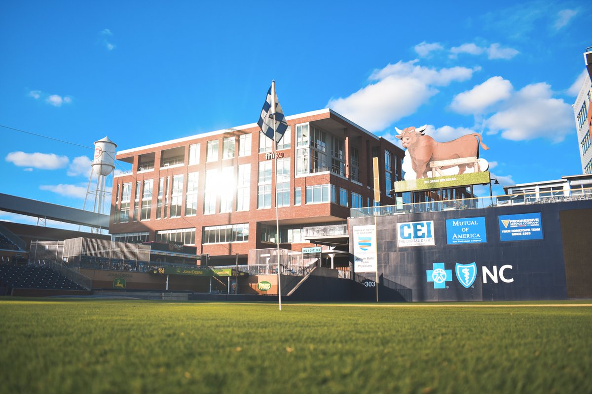 DurhamBulls's tweet photo. Golf, but make it minor league baseball https://t.co/9QPwFsmBvu