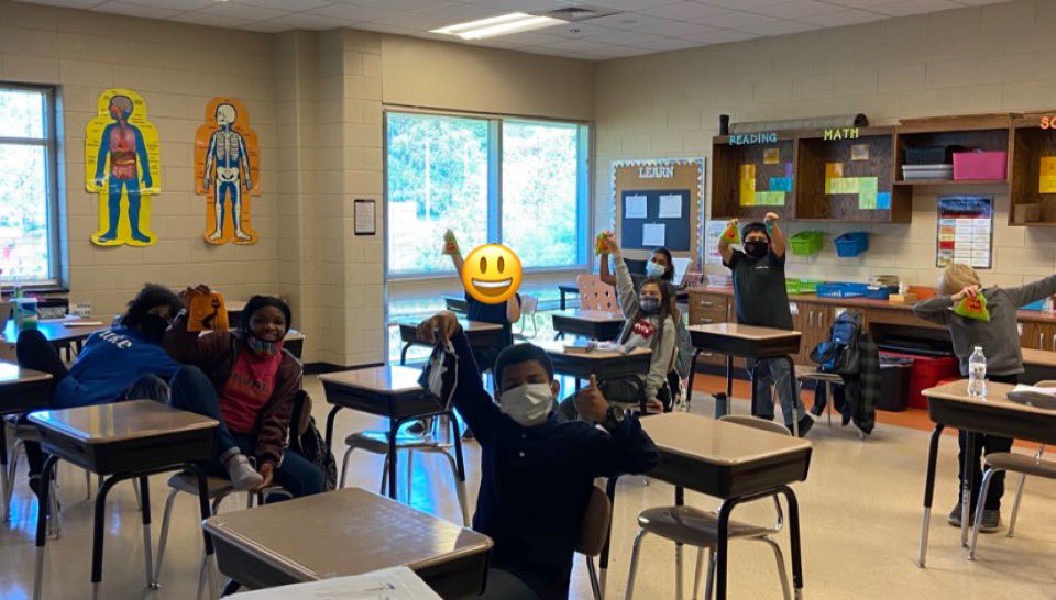 Emily Alton tweet media