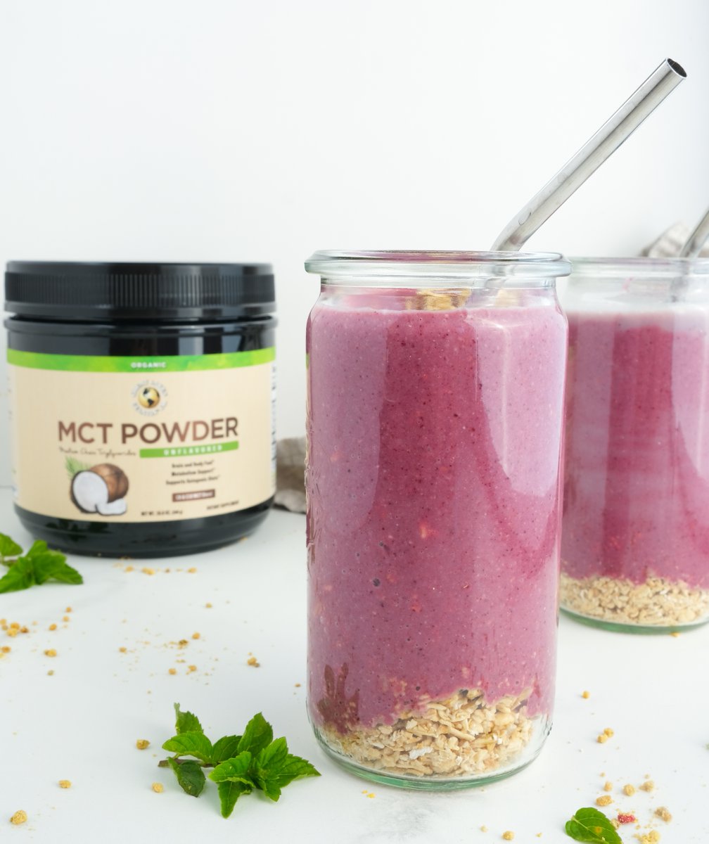 greatlakeswell's tweet photo. ☀️RECIPE ALERT☀️Sweeten your Day with our Mixed Berry Smoothie. Packed with a serving of MCT Powder that supports your metabolism and a ketogenic lifestyle💛 #BetterwithGLG https://t.co/zZ23XWig6n https://t.co/7PKs3YBgNH