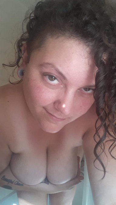 Come get your #sessions and #content before I take time off in a week! All tips and tributes are rewarded<a href="/tag/sessions"class="tags">#sessions</a><a href="/tag/content"class="tags">#content</a><a href="/tag/thick"class="tags"><span>#thick</span></a><a href="/tag/bbw"class="tags"><span>#bbw</span></a><a href="/tag/findom"class="tags"><span>#findom</span></a><a href="/tag/milf"class="tags"><span>#milf</span></a><a href="/tag/sexting"class="tags"><span>#sexting</span></a><a href="/tag/customvid"class="tags"><span>#customvid</span></a>