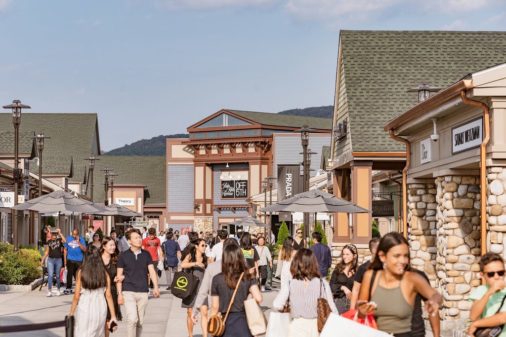 what is this outdoor shopping center called?