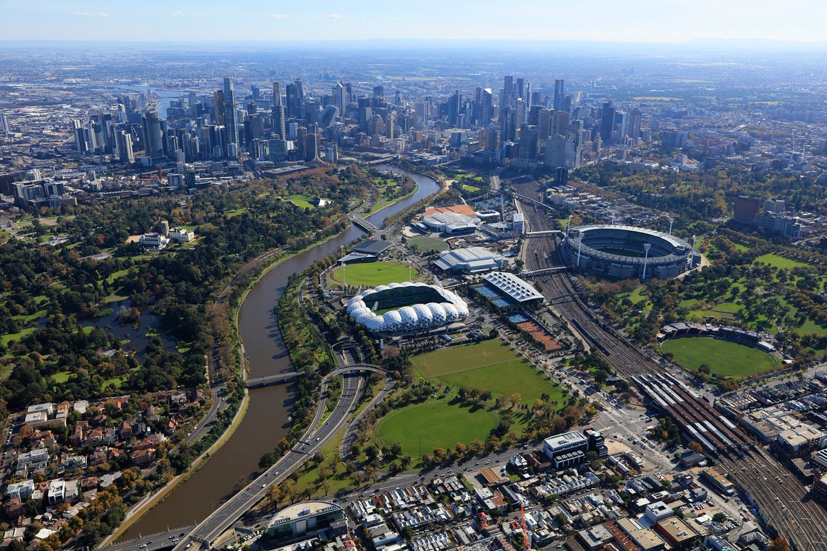 MelbourneRebels's tweet photo. The greatest city in the world. ❤️💙 https://t.co/inkq17tMxg
