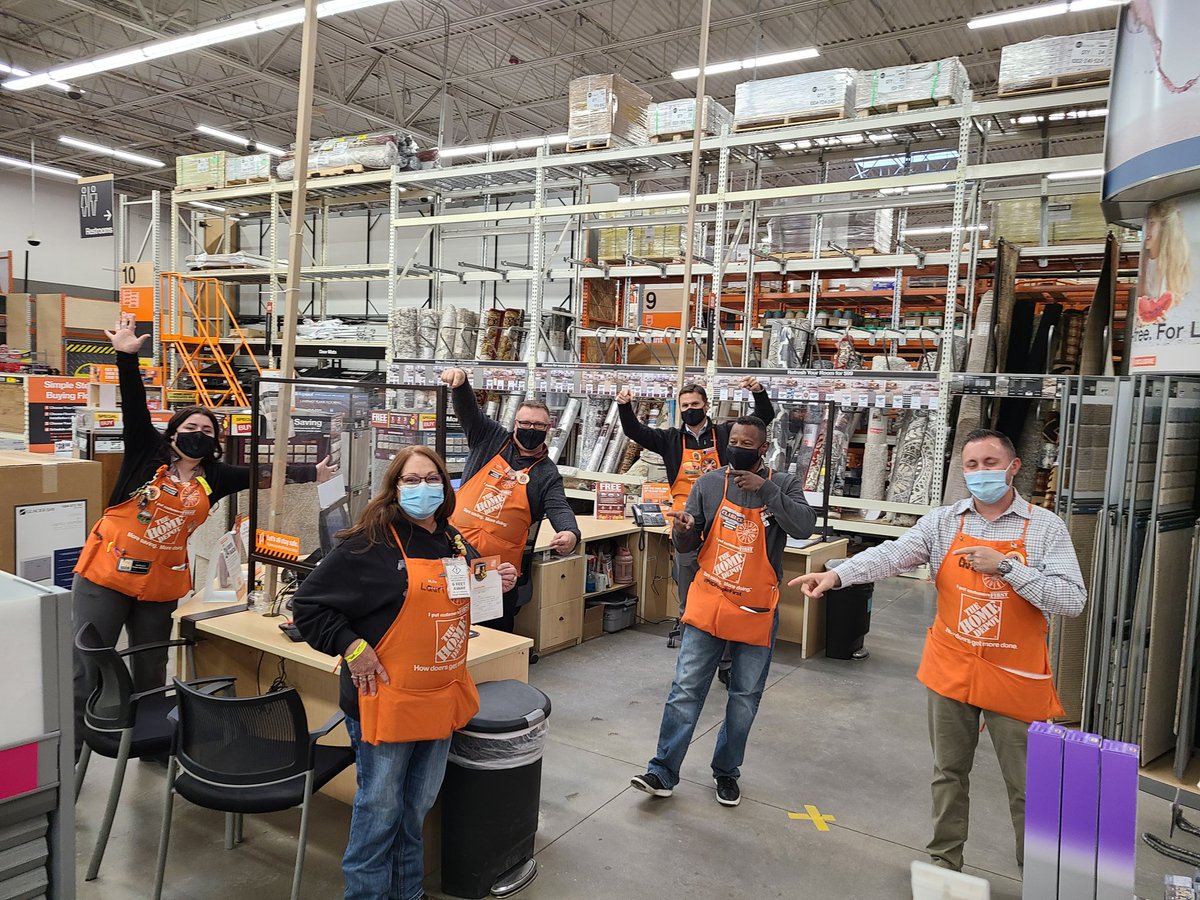 When it comes to universal specialists, Lauri is exactly that! From pipeline generation to in-store orders, even partnering with MET to ensure our showrooms are always grand opening ready, Lauri is THE specialty queen! Thanks for all you do! <a href="/paulcoxHD/">Paul Cox</a> #KEEPourOrangePromise