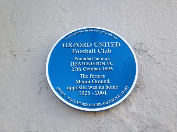 britplaquetrust's tweet photo. October has been a hectic month for us so apologies for not commemorating the two counties that had their 'County Day' during this month. First Oxfordshire on the 19th....a county with a wealth of blue plaques. https://t.co/V9rNSDJUR2