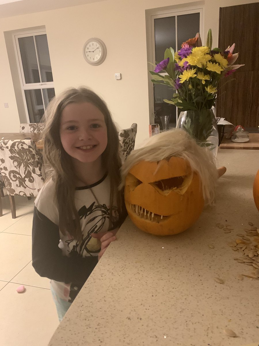 Karen Collins tweet media