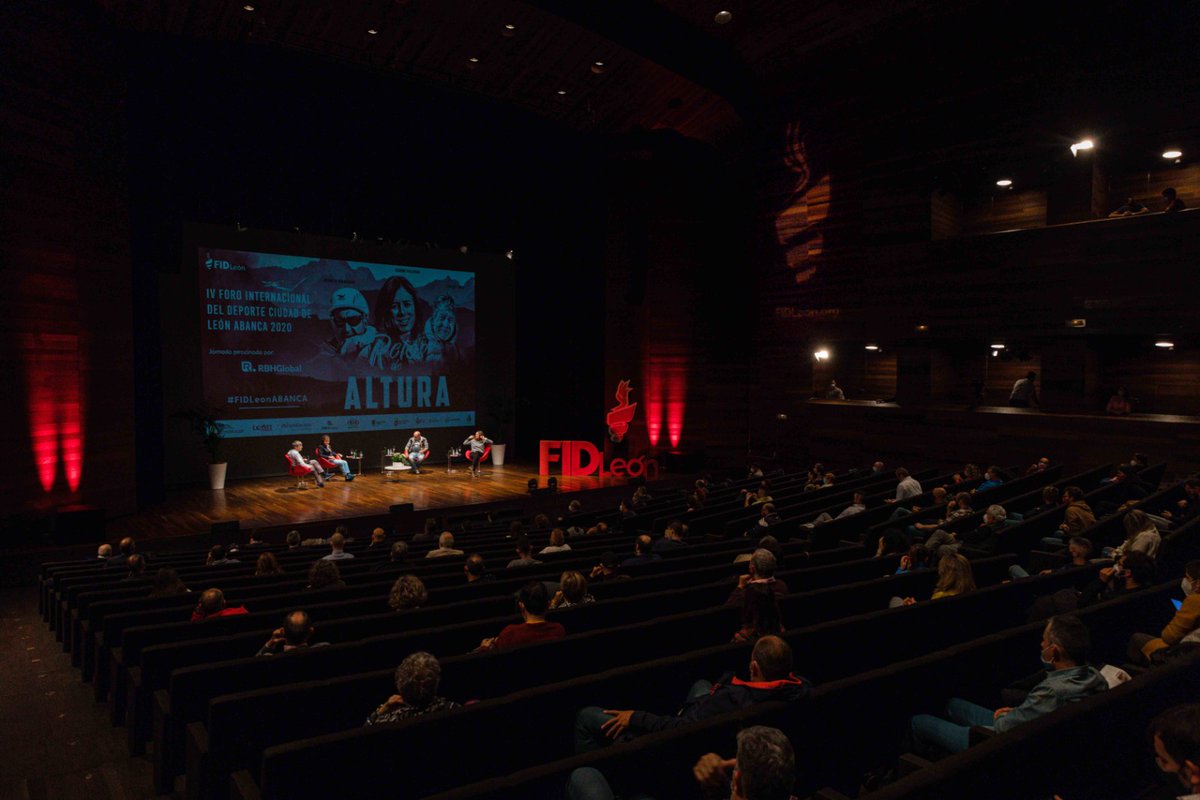 ⭐ GRACIAS A TOD@S los asistentes, instituciones, patrocinadores, colaboradores, ponentes, voluntarios, equipo y asistentes que habéis hecho posible que hoy, pese a lo difícil de la situación, hayamos podido celebrar una nueva jornada para la historia en el IV #FIDLeonABANCA