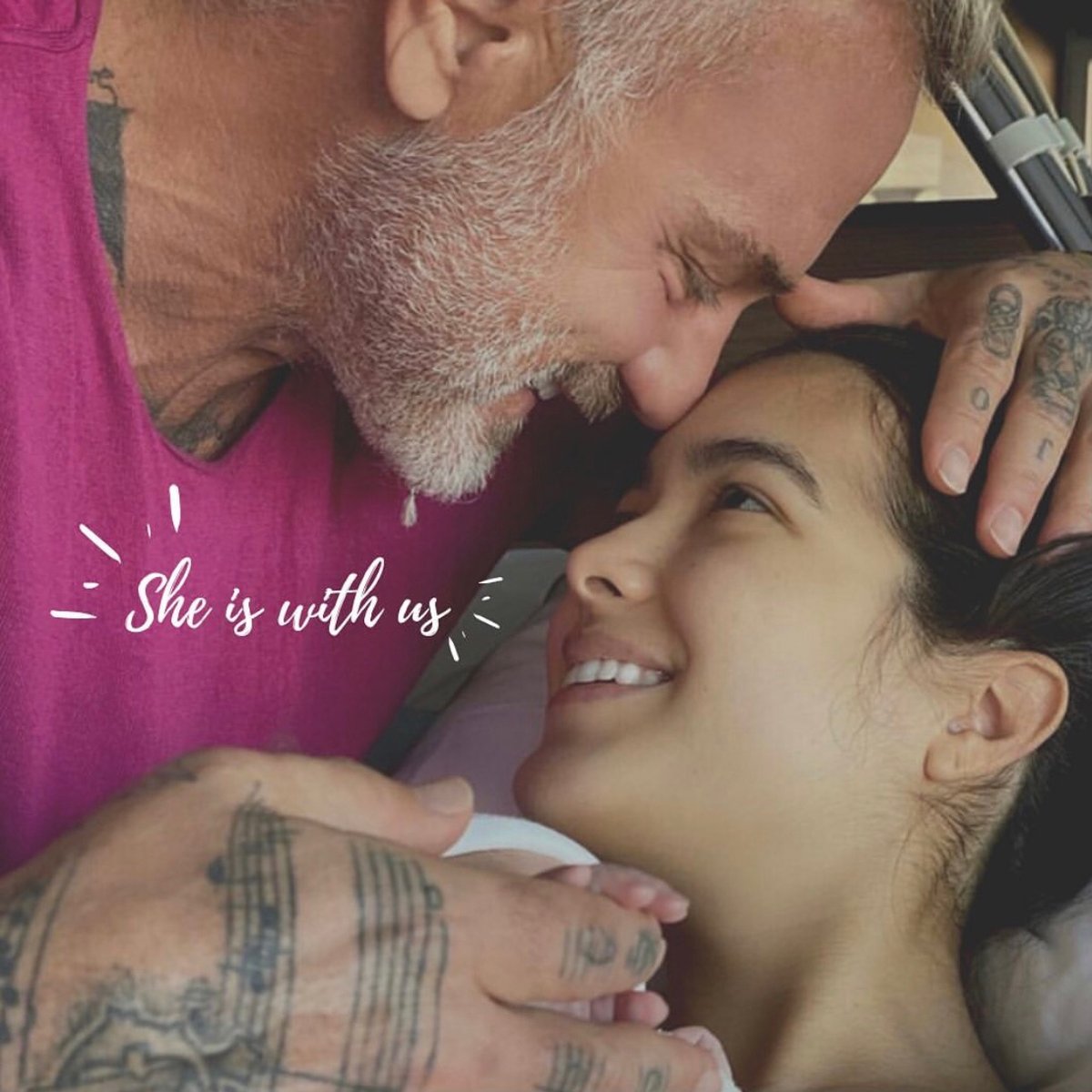 “Nuestra hija ya está con nosotros” 💓 ¡Gianluca Vacchi y Sharon Fonseca ya son papás!

📸 <a href="/gianlucavacchi/">gianluca vacchi</a>

#HolaRD #Repost @USAHola