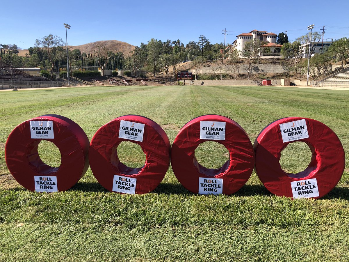 tafthsfootball's tweet photo. A beautiful site.  Thank you @USAFootball and @GilmanGear for your equipment grant supporting Taft Football! https://t.co/t858fhSer1