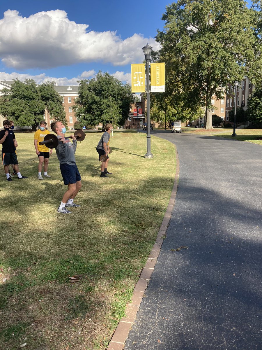 Coach_Vut_165's tweet photo. Beautiful day for a workout on the quad! #gocobras #wineEverything https://t.co/dXj732y78Z