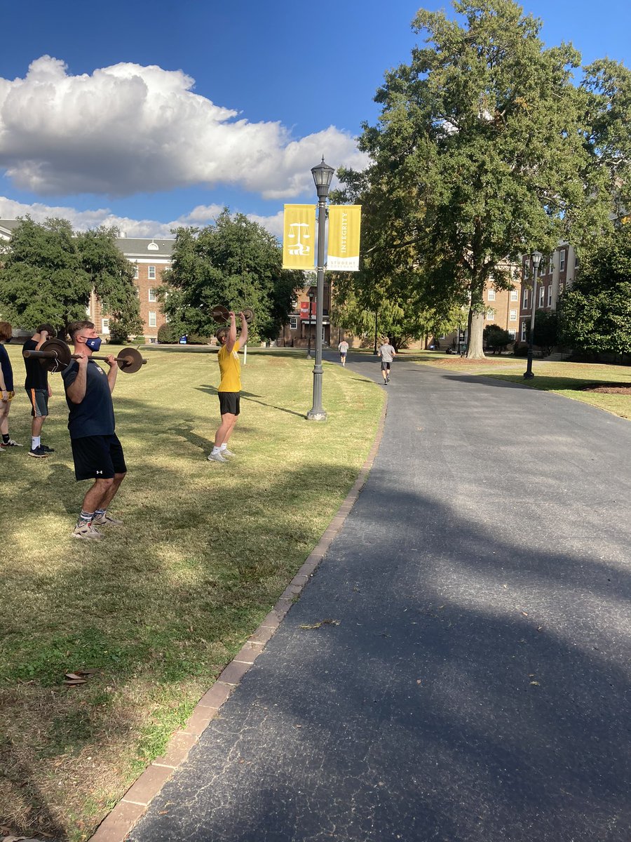 Coach_Vut_165's tweet photo. Beautiful day for a workout on the quad! #gocobras #wineEverything https://t.co/dXj732y78Z