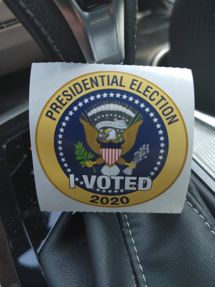 gssimmons515's tweet photo. #VOTE
#OLAFRULES
#JOSHGAD4SECOFTHEARTS https://t.co/YbFx37bgOt