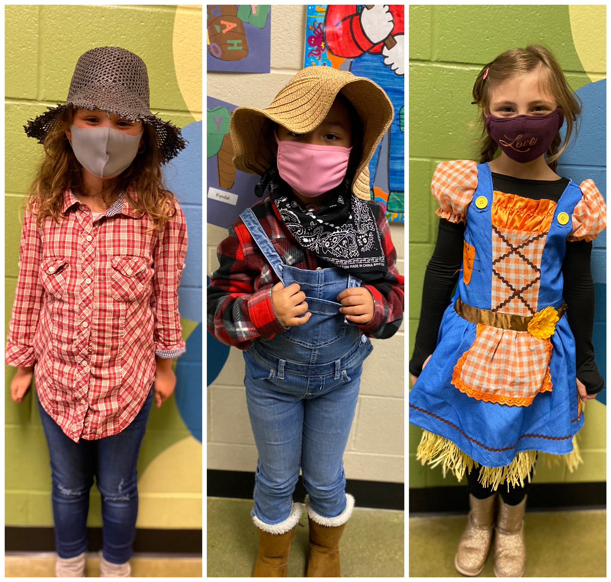 MrsAccurso's tweet photo. Dress Like A Scarecrow Day @LBSharks  and these 2nd graders @ms_bertz knocked it out of the park! 🍂🍁🙌🏻 #fallspirit #SpiritWeek2020 #isdstrong #sharks4life #Scarecrow https://t.co/7I9n9Axwr4