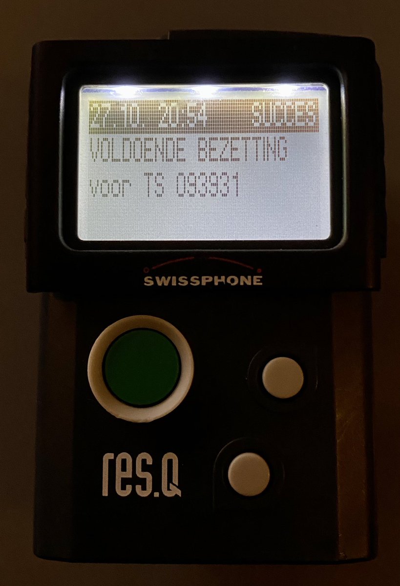 nickschaick's tweet image. Om 20:53 wordt de post Maarssen gealarmeerd voor een reanimatie. De opkomende vrijwilligers krijgen een minuut later een signaal dat er voldoende bezetting “opkomst” heeft bevestigd. Voorheen was het afwachten of er voldoende vrijwilligers opkwamen... #Proeftuin #VRU @firecom_nl