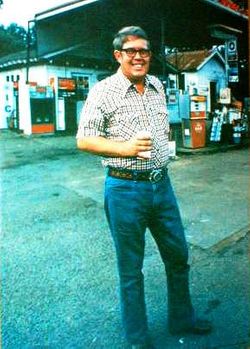 HypocriLib's tweet photo. @kayleighmcenany Biff is old enough to remember when Billy Carter and #BillyGate was peak POTUS family closet skeleton. https://t.co/WRIWdTpjnP