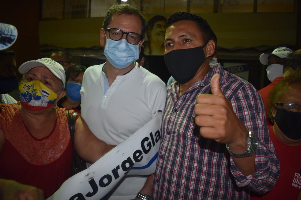 DanielAndradeJ5's tweet photo. Con la participación de Organizaciones políticas y Sociales, UNES GUAYAS realizó Asamblea en el cantón Durán.

Cantón Playas como parte de UNES GUAYAS presente respaldando este proyecto político de reconstruir nuestro Ecuador 🇨🇴.@ecuarauz
@rabascallcarlos

#PlayasPresente https://t.co/cNzY6LiNvl
